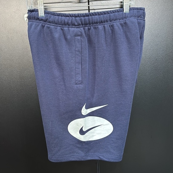Nike Swoosh League French Terry, elastic waist drawcord,hip pockets 9”inseam - Picture 1 of 7